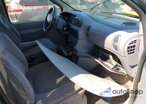 2000 Dodge Caravan z USA, uszkodzony, nr VIN 2B4GP2531YR535393